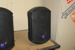 lot 117 image: Impact Bookshelf Stereo Speaker 80