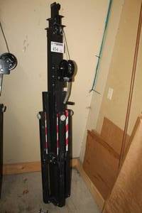 lot 454 image: Dutton-Lainson Power Lift DLB1200A 16ft. Tree with Short Cross Bars