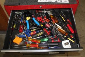 lot 273 image: Screwdrivers