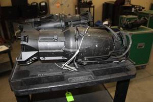 lot 147 image: Etc Source Four Stage Light 19-degree