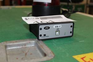 lot 464 image: Peavey USB-P Audio USB Direct Box