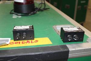 lot 465 image: Lot of (2) Stereo Audio Direct Box with Volume Control