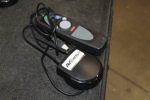 lot 478 image: Interlink Electronics Remote Point RF VP4810R Wireless Clicker