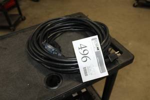lot 496 image: Lot of (2) Extension Cords