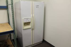 lot 510 image: Whirlpool 25.4 cu.ft. Side-by-Side Refrigerator Freezer ED5CHQXKQ01