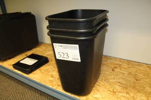 lot 523 image: Lot of (3) Plastic Trash Cans