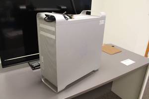 lot 87 image: Apple Mac Pro Computer Desktop A1209 with Windows 7 Pro