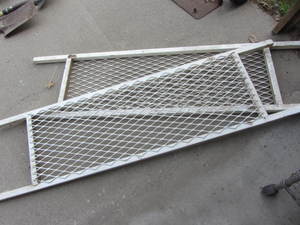 lot 106 image: Grated Panels