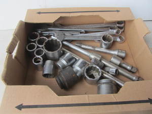lot 122 image: Socket Set 34 Drive
