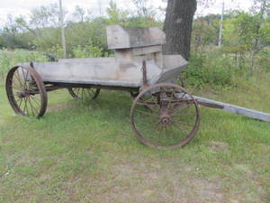 lot 1 image: Wagon  Buckboard