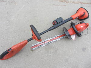 lot 150 image: Cordless Tiller & Trimmer 18V