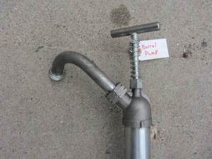 lot 32 image: Barrel Pump