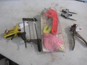 lot 42 image: Chainsaw & Knife Sharpener, Saw Set