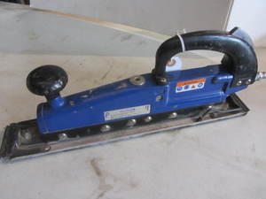 lot 23 image: Blue Point Straight Line Sander