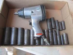 lot 156 image: Sanborn 12 Impact, Snap-on Sockets