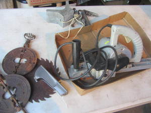 lot 172 image: Hand Planer, Flue Dampers
