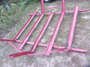 lot 151 image: Dirt Bike Rack