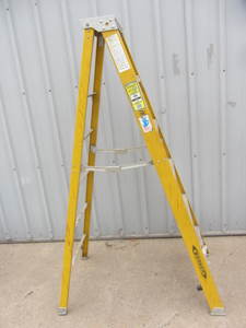lot 185 image: Werner Fiberglass 6ft Ladder