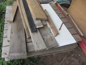 lot 195 image: Craft Lumber