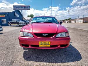 lot 4 image: 1996 Ford Mustang GT