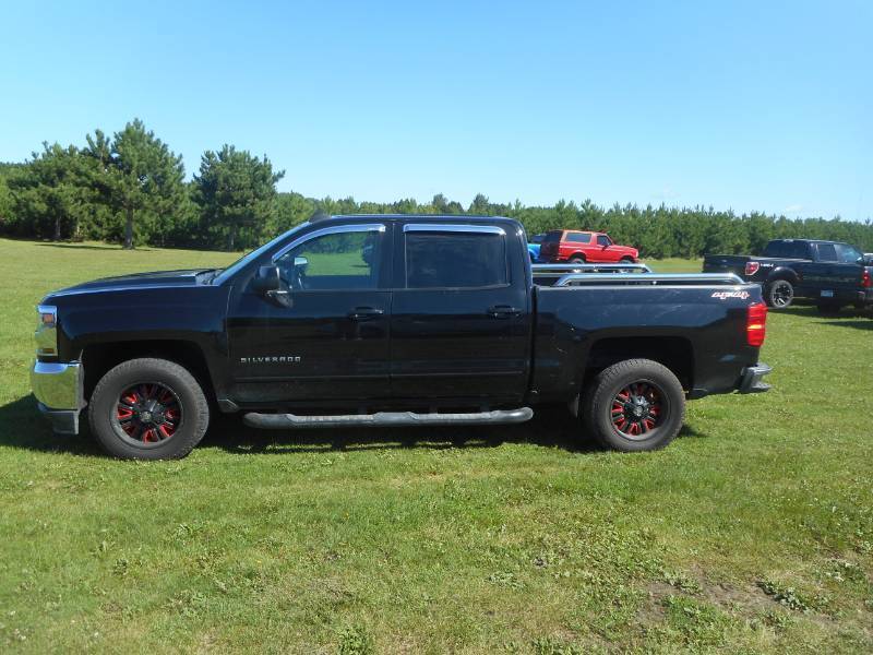 lot 2 image: 2016 Chevy Silverado 1500 LT 4x4