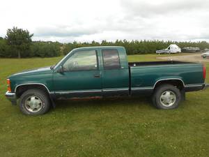 lot 4 image: 1998 Chevy Silverado 1500 4x4