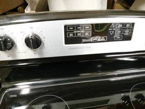 lot 352 image: Ikea Model IER660SG0 Flat Top Elect...