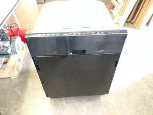 lot 390 image: Ikea Model IDT930SAGX0 Stainless St...