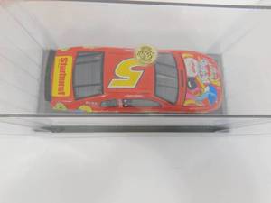 lot 10 image: Collectible Revell Terry Labonte #5 Diecast Metal Replica