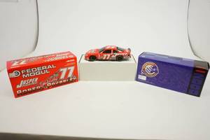 lot 22 image: Collectible Action Racing Robert Pressley #77 Stock Car