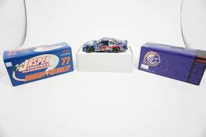 lot 71 image: Collectible Action Racing #77 Robert Pressley Stock Car