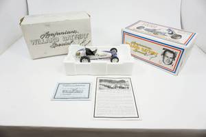 lot 61 image: Collectible The Vintage Series #98 Parnelli Jones 1962 Willard Battery Special Dirt Champ Car