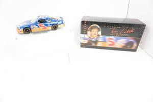 lot 55 image: Collectible Ertl Prestice Series # 5 Terry Labonte Stock Car