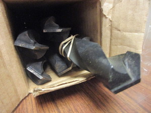 lot 379 image: MASONRY SLOW-SPIRAL DRILL BITS - NEW