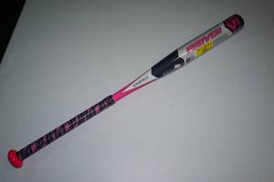 lot 193 image: Louisville Slugger Proven 3120 Softball Bat