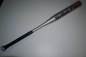 lot 197 image: Rawlings Storm 3017 Softball Bat
