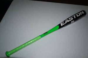 lot 188 image: Easton Speed 3020 Baseball Bat