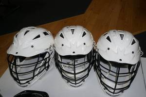 lot 53 image: (3) Cascade CPV-R Lacrosse Helmets