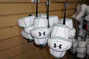 lot 109 image: 3 Sets Under Armour Revenant Elbow Pads