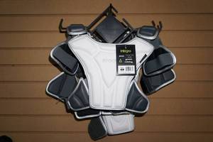 lot 118 image: 2 Epoch Integra Shoulder Pads