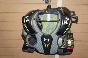 lot 152 image: 5 Under Armour NexGen Youth Shoulder Pads