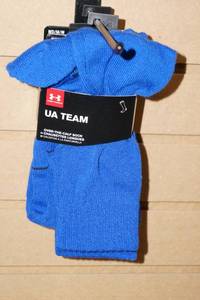 lot 418 image: Under Armour Blue Socks