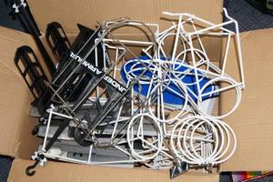 lot 549 image: Various Display Accessories