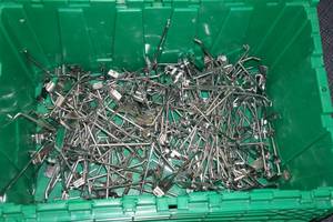 lot 555 image: Display Pegs