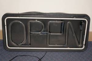 lot 586 image: Open Sign