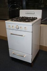 lot 594 image: Clevelander Propane Stove