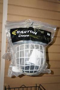 lot 355 image: Easton E700FM Hockey Cages