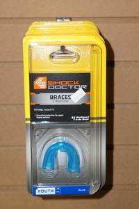 lot 323 image: Shock Doctor Braces Strapless Mouthguards