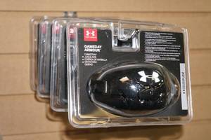 lot 336 image: Under Armour Chin Straps