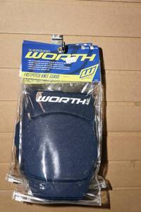 lot 272 image: Worth Softball Knee Guards